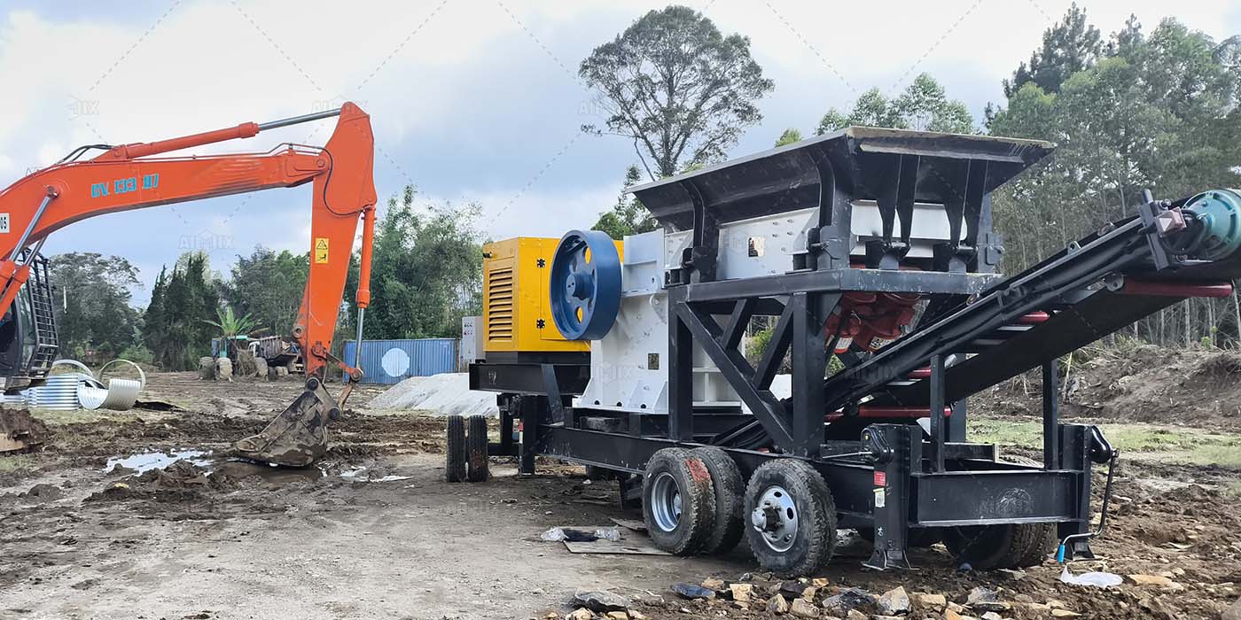 portable jaw crusher machine for road base in Medan, Indonesia