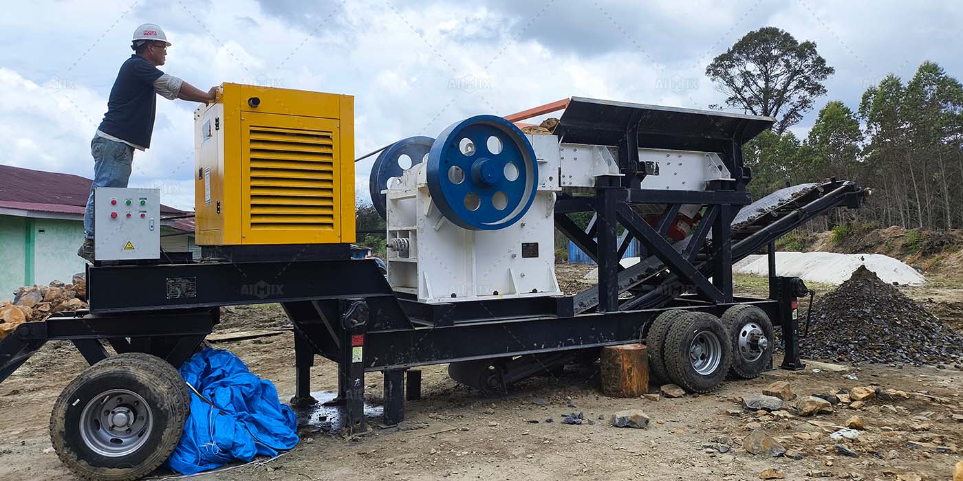portable jaw crusher plant for road base in Medan, Indonesia
