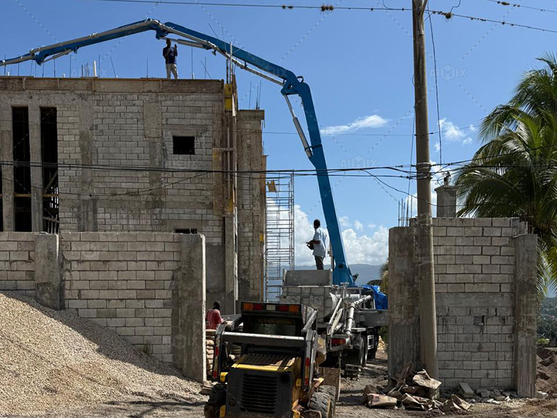 33m concrete pump boom for house building in Jamaica